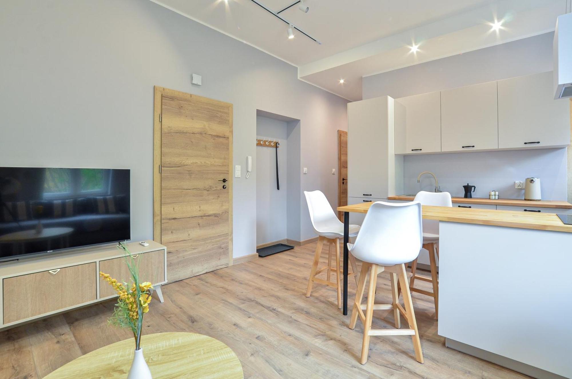 Citystay Stylowe Apartamenty Przy Swietojanskiej Gdynia Ngoại thất bức ảnh